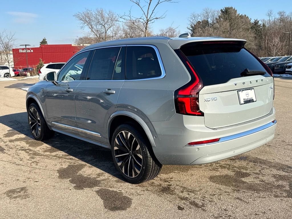 New 2026 Volvo XC90 T8 Ultra w/ Protection Package Premier image 3