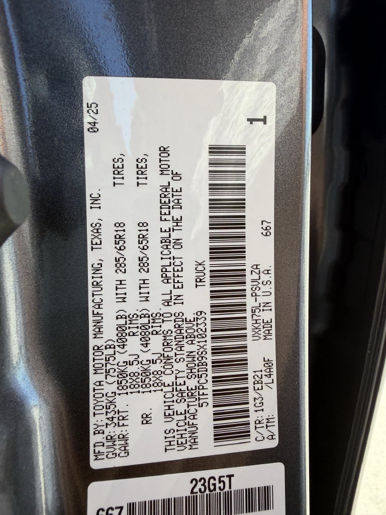 Used 2025 Toyota Tundra TRD Pro AWD/4WD image 30