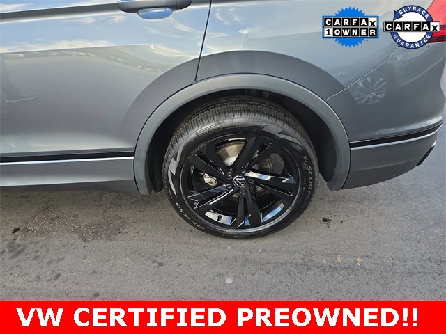 Used 2024 Volkswagen Tiguan SE R-Line image 25