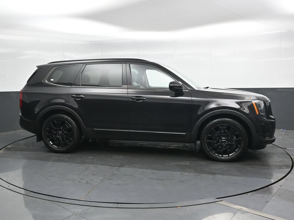 Used 2022 Kia Telluride SX w/ SX Prestige Package AWD/4WD image 4