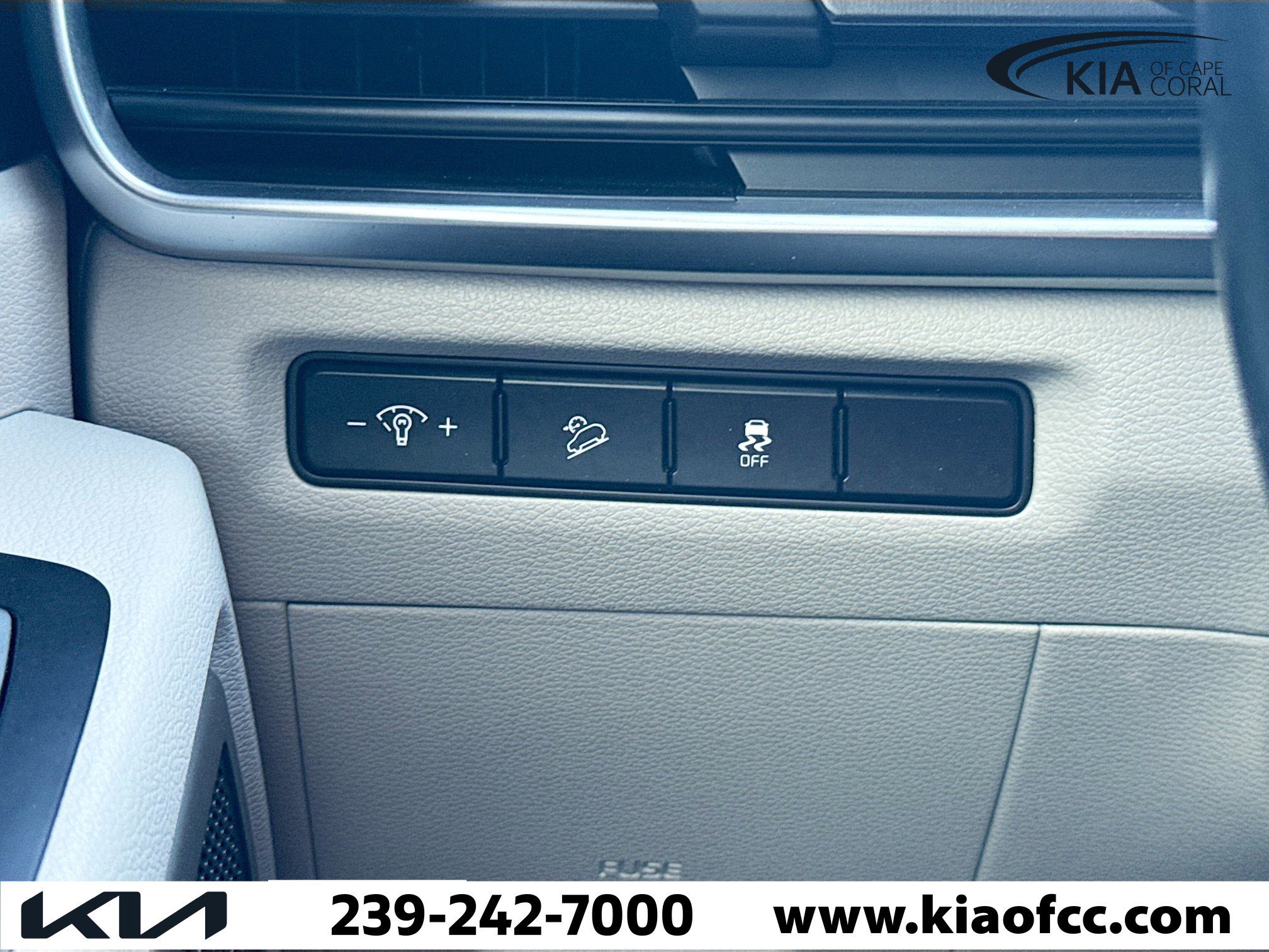 Certified 2024 Kia Telluride S w/ S Sunroof Package image 36