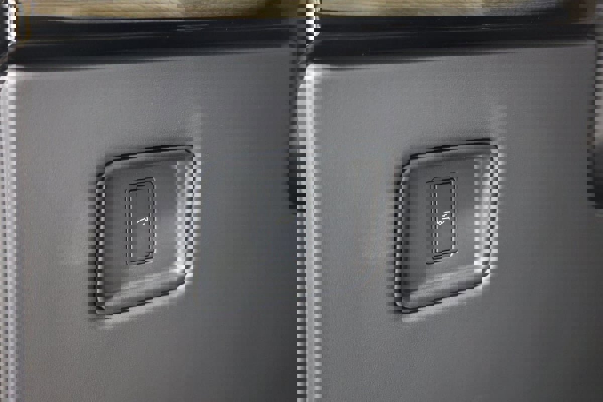 Used 2024 Land Rover Range Rover Sport Dynamic SE image 24