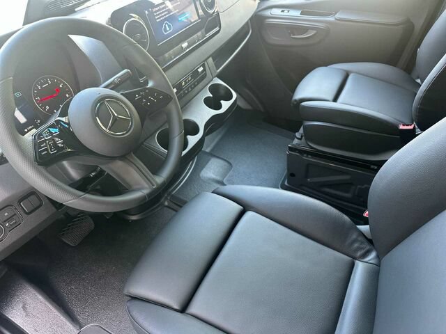 New 2026 Mercedes-Benz Sprinter 2500 image 10