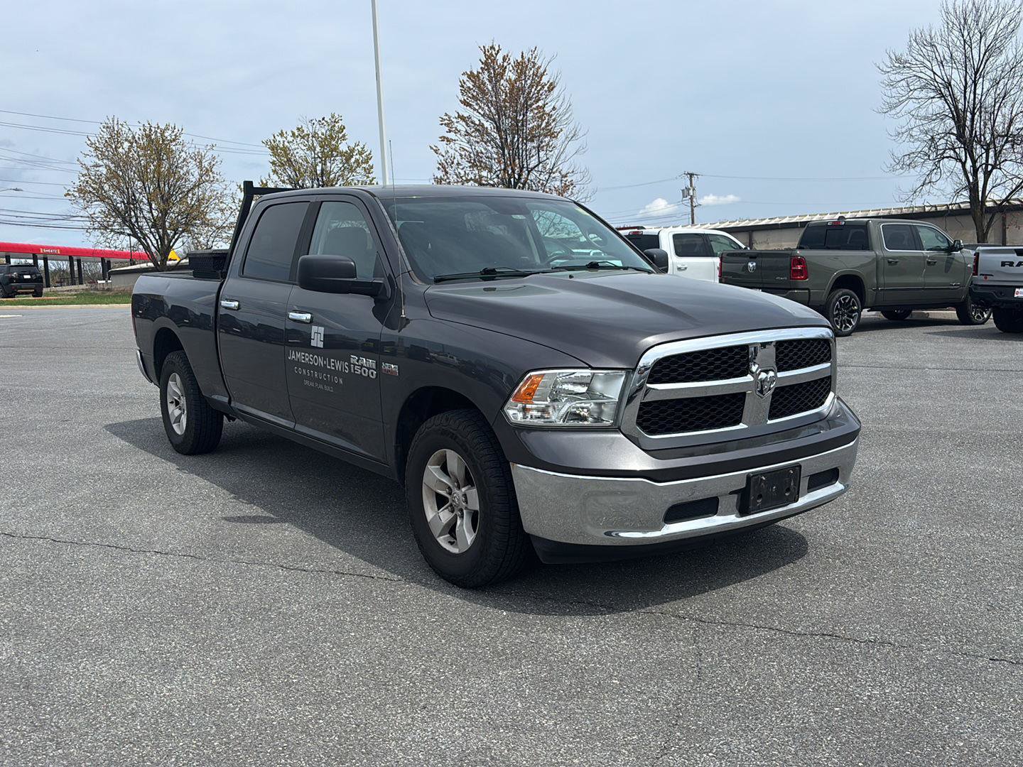 Used 2018 RAM 1500 Classic SLT image 1
