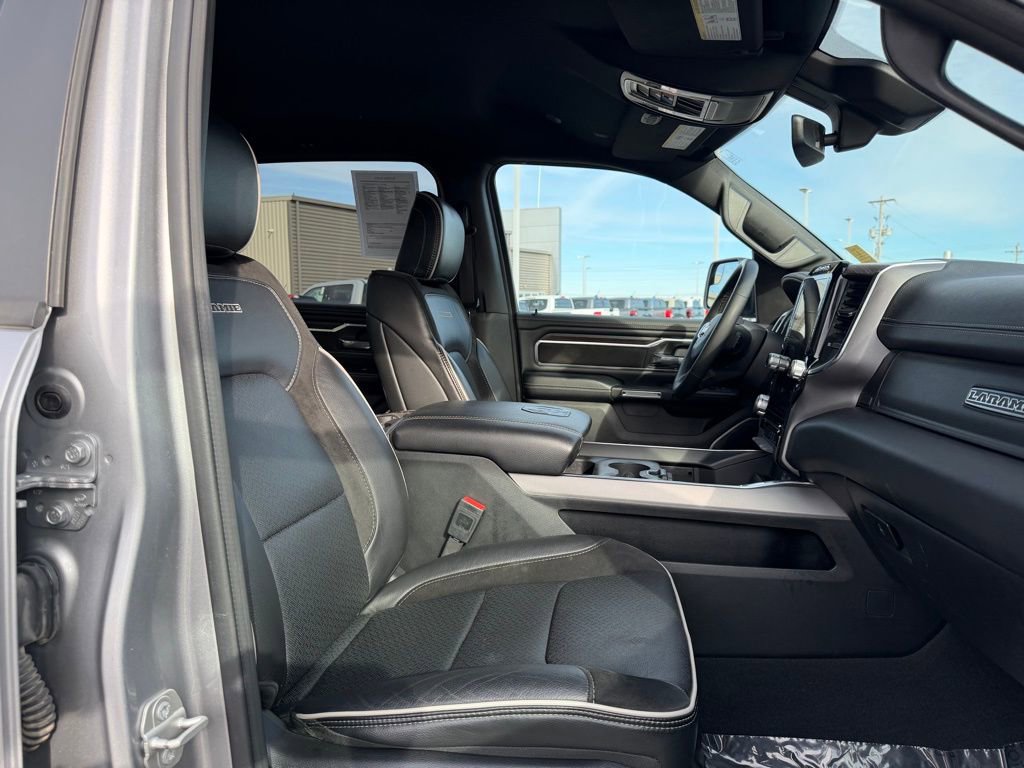Used 2025 RAM 1500 Laramie image 24