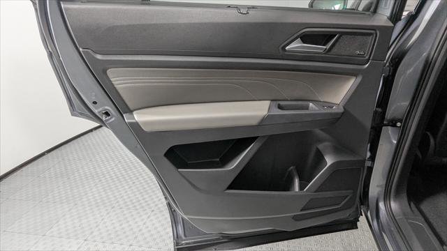 Used 2021 Volkswagen Atlas Cross Sport SEL Premium w/ Cross Sport MDO Package image 13