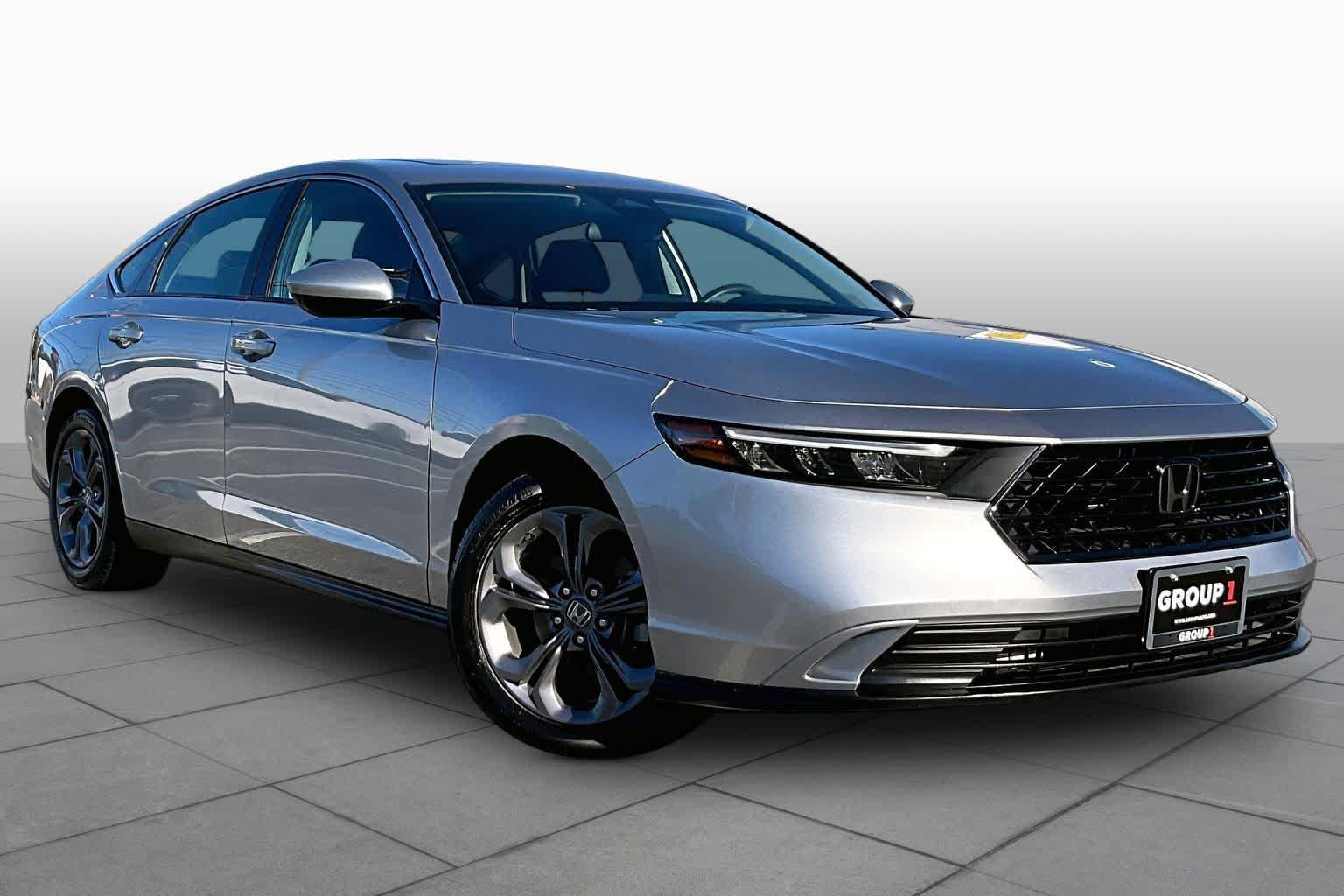 Used 2024 Honda Accord EX image 3