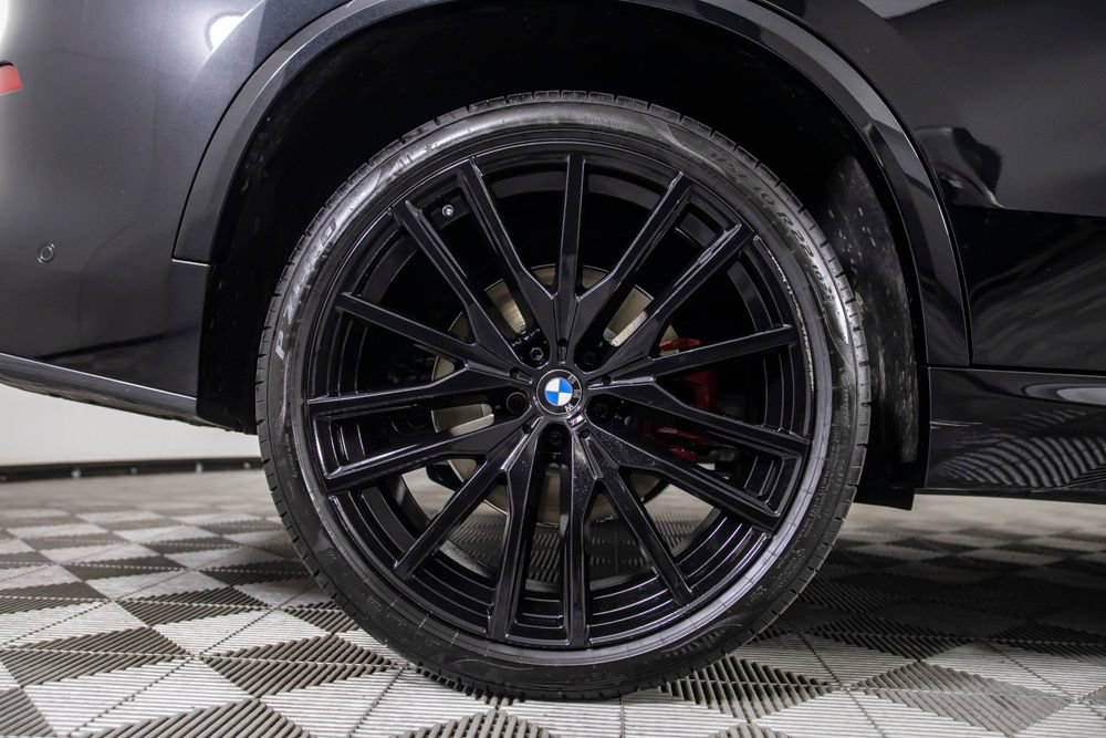 Used 2025 BMW X5 sDrive40i w/ M Sport Package RWD image 42