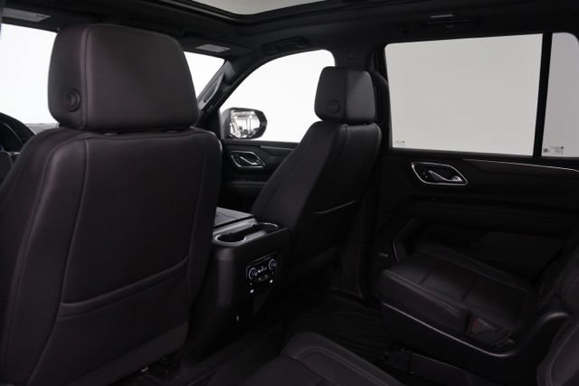 Used 2023 Chevrolet Tahoe LT w/ Luxury Package AWD/4WD image 34