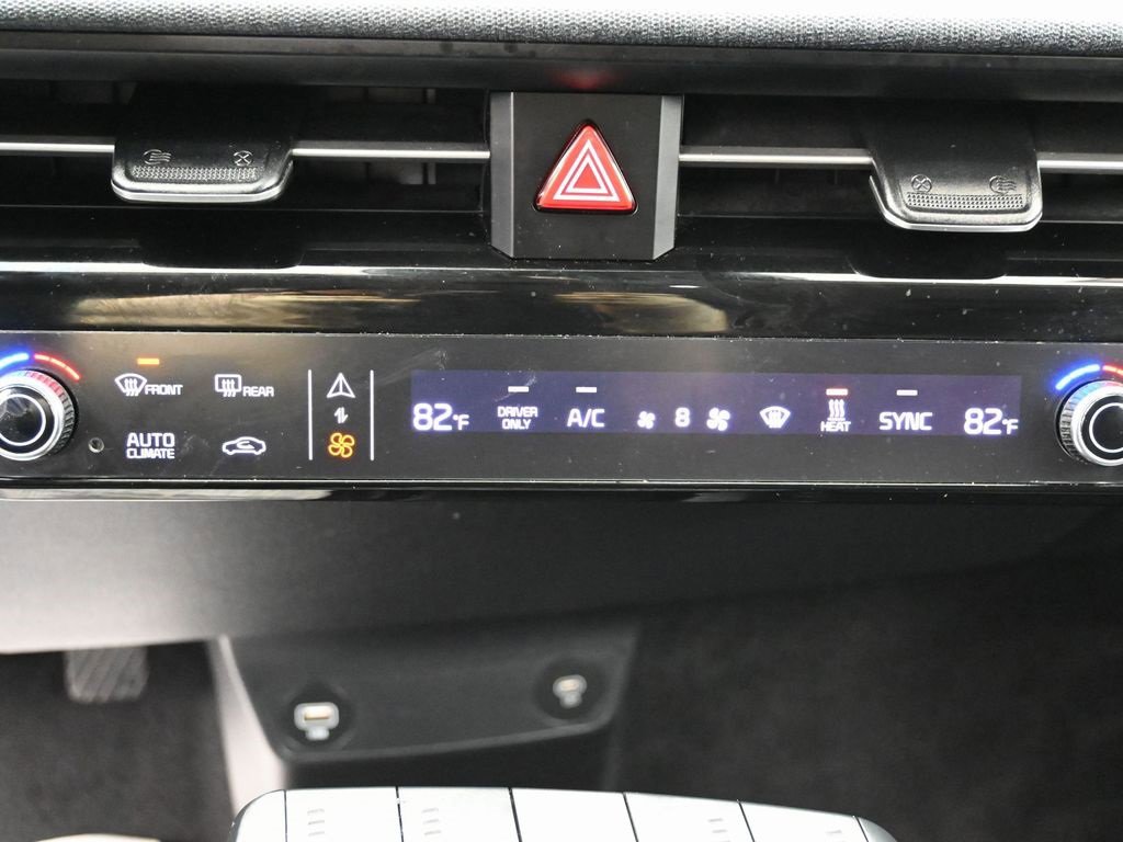 Used 2022 Kia EV6 Wind image 28