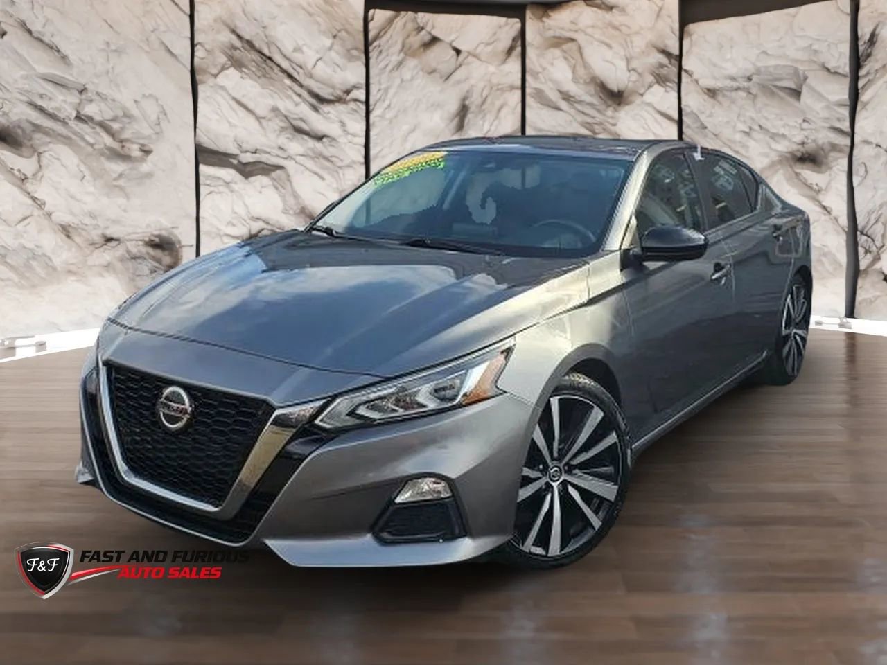 Used 2020 Nissan Altima 2.5 SR image 3