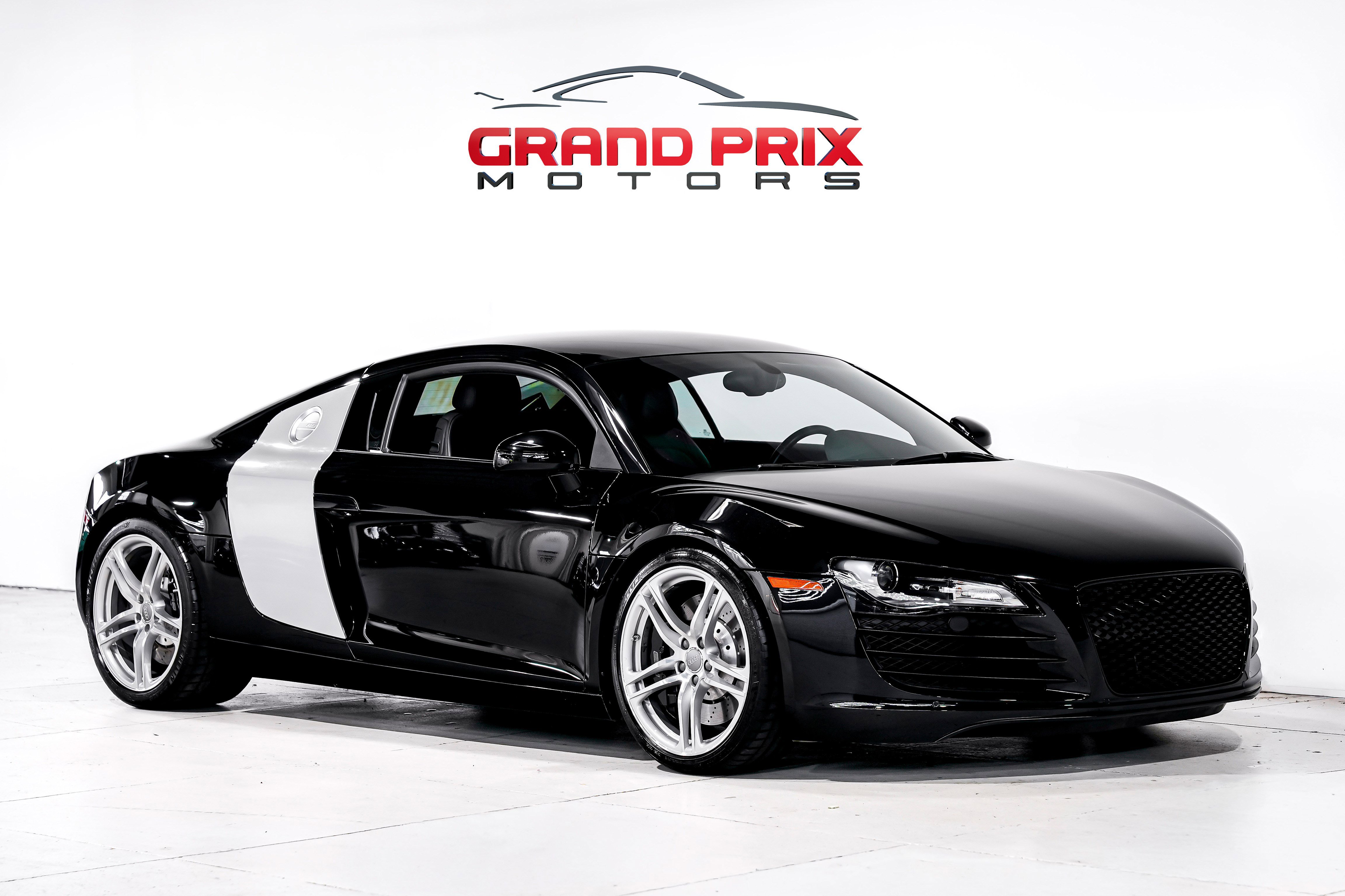 Used 2009 Audi R8 V8