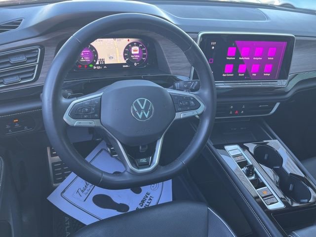 Used 2024 Volkswagen Atlas SEL Premium R-Line image 44