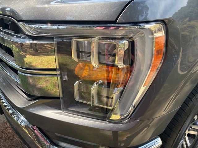 Used 2022 Ford F150 Lariat image 10