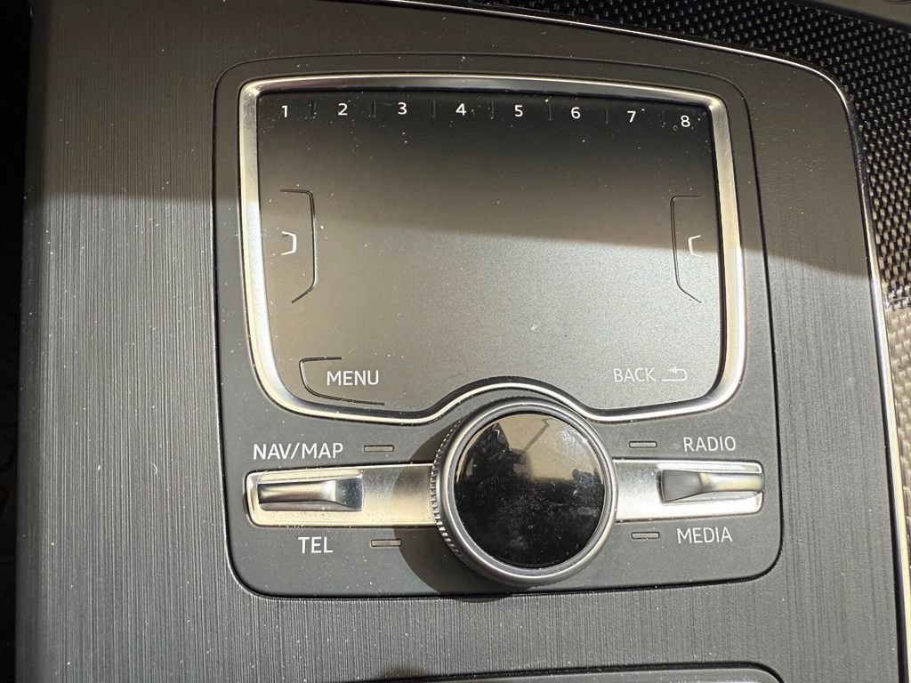 Used 2019 Audi SQ5 Premium Plus AWD/4WD image 24