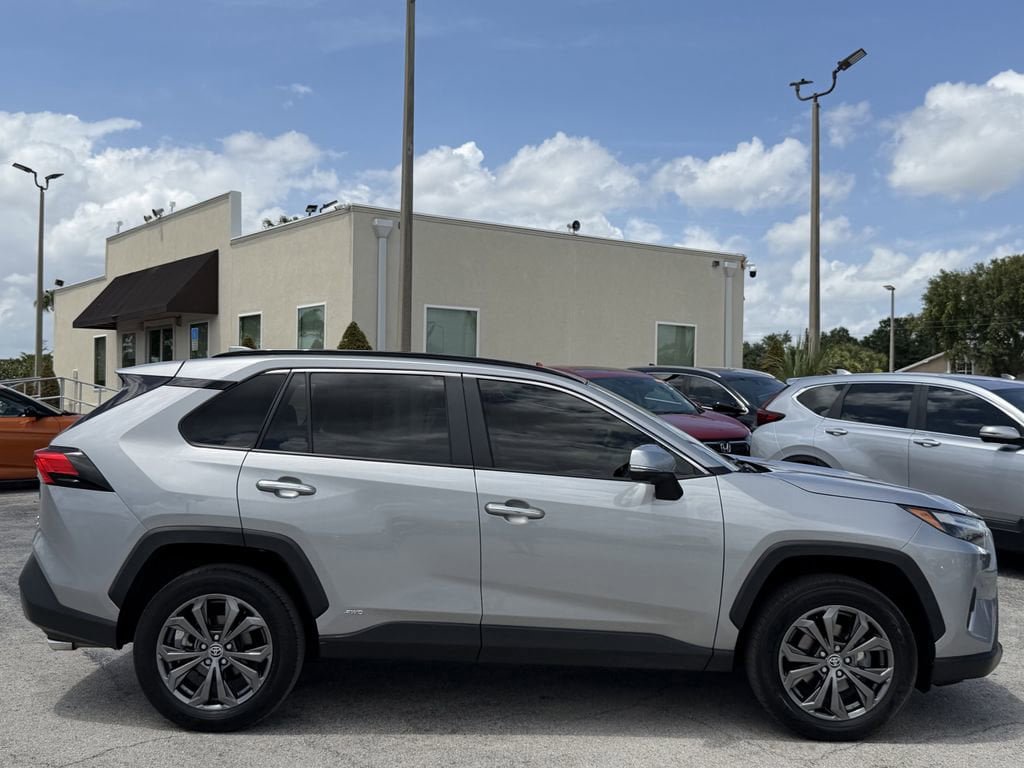 Used 2024 Toyota RAV4 Limited w/ Advanced Technology Package AWD/4WD image 4