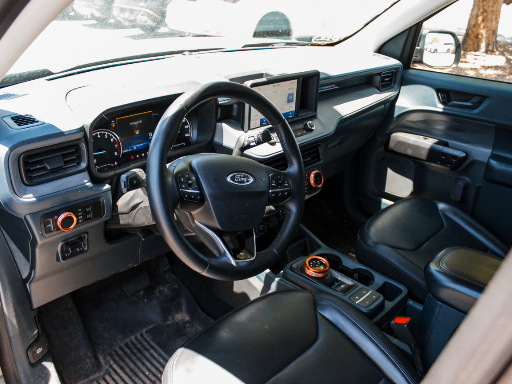 Used 2024 Ford Maverick Lariat w/ Black Appearance Package AWD/4WD image 6