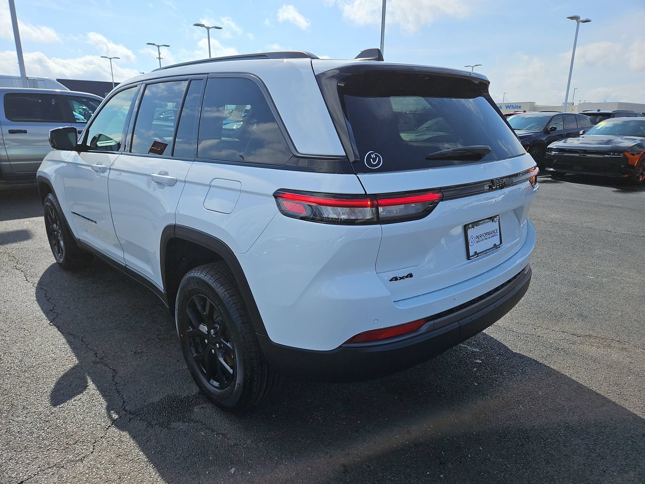 New 2026 Jeep Grand Cherokee Altitude AWD/4WD image 5