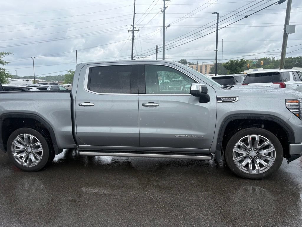 Used 2024 GMC Sierra 1500 Denali w/ Denali Reserve Package AWD/4WD image 7