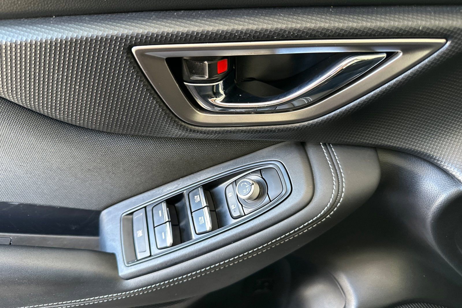 Used 2019 Subaru Forester Premium AWD/4WD image 11
