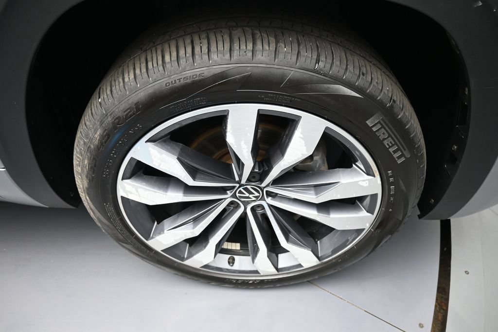 Used 2023 Volkswagen Atlas SEL Premium AWD/4WD image 13
