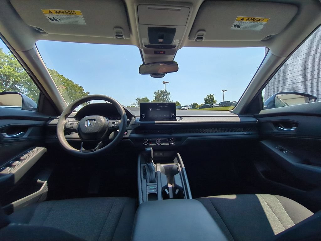 Used 2025 Honda Accord LX image 25