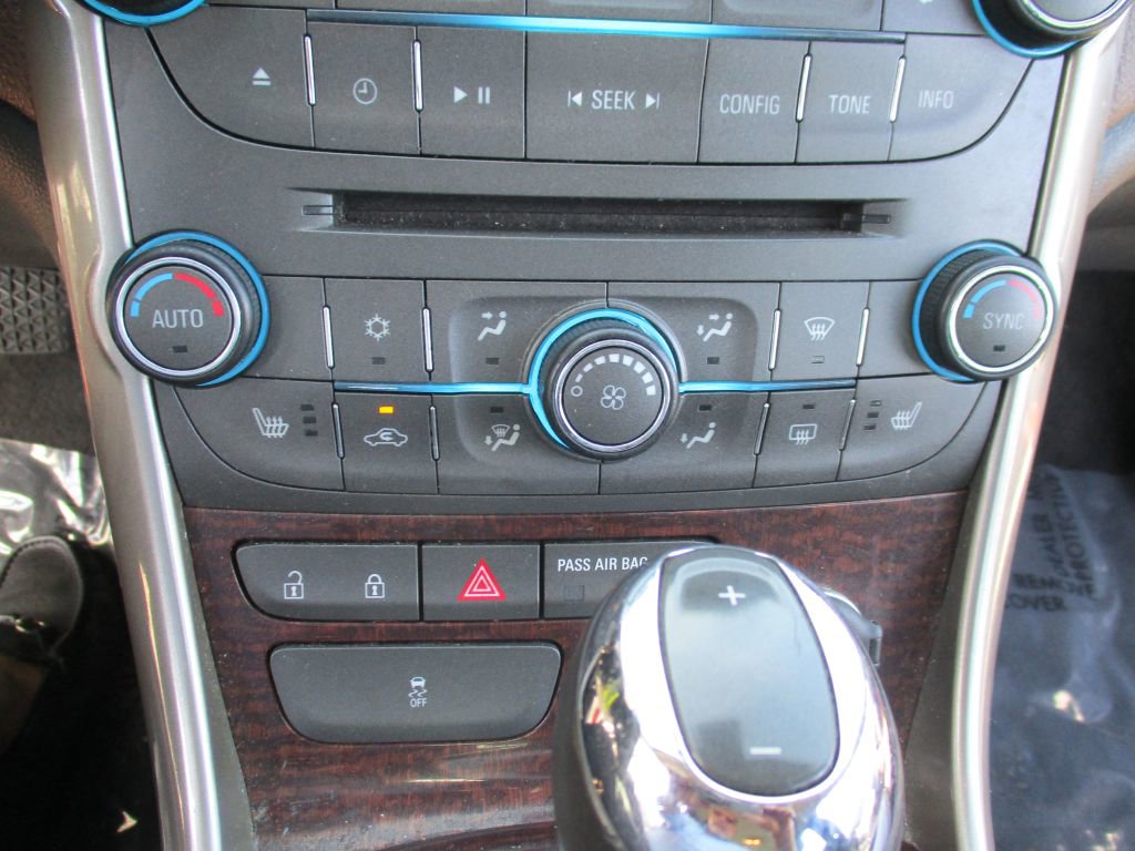 Used 2013 Chevrolet Malibu LTZ FWD image 8
