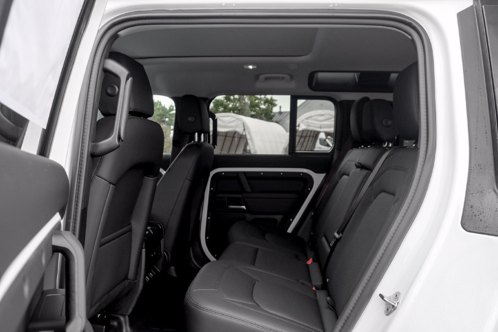 New 2026 Land Rover Defender 110 S AWD/4WD image 16
