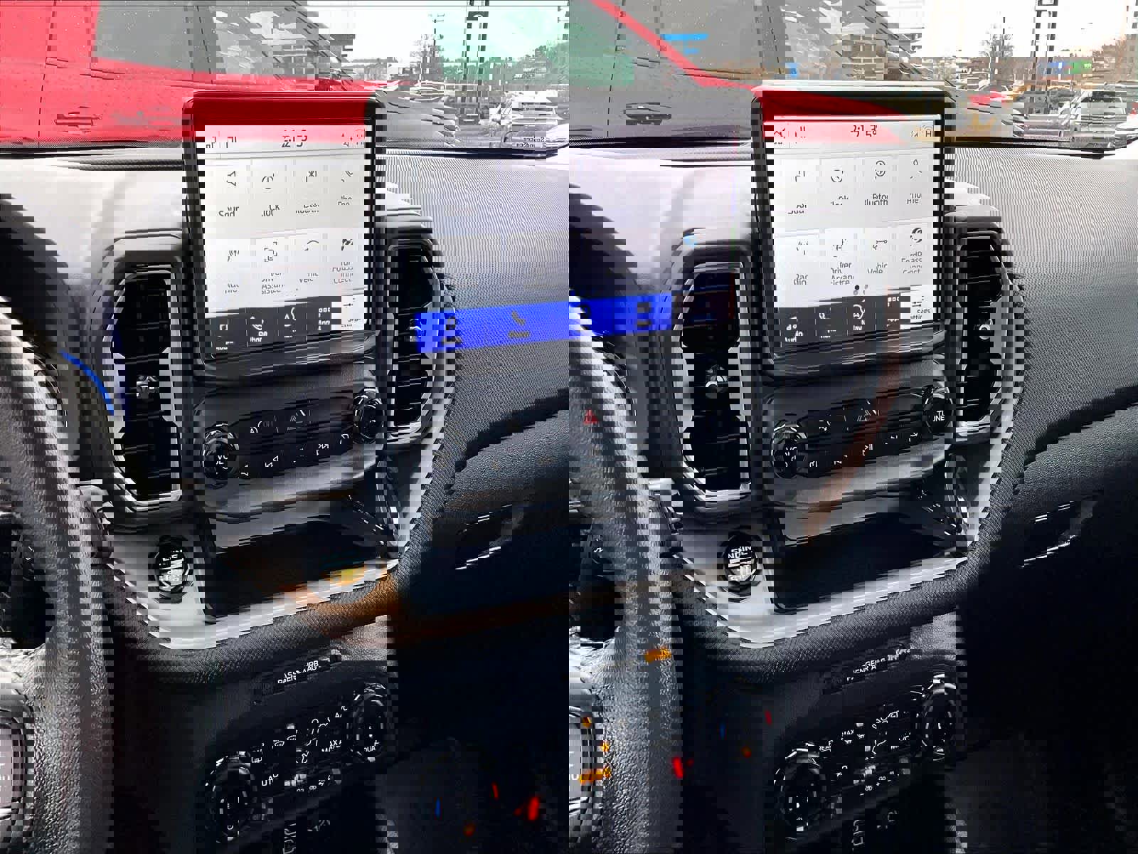 Used 2023 Ford Bronco Sport Outer Banks w/ Tech Package image 19