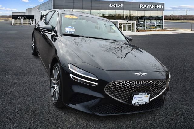 Used 2025 Genesis G70 2.5T image 10
