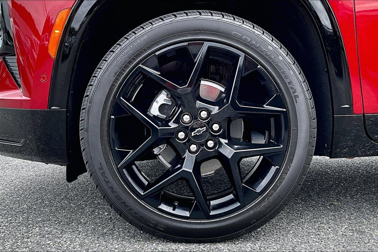 Used 2026 Chevrolet Traverse RS w/ LPO, Floor Liner Package AWD/4WD image 8