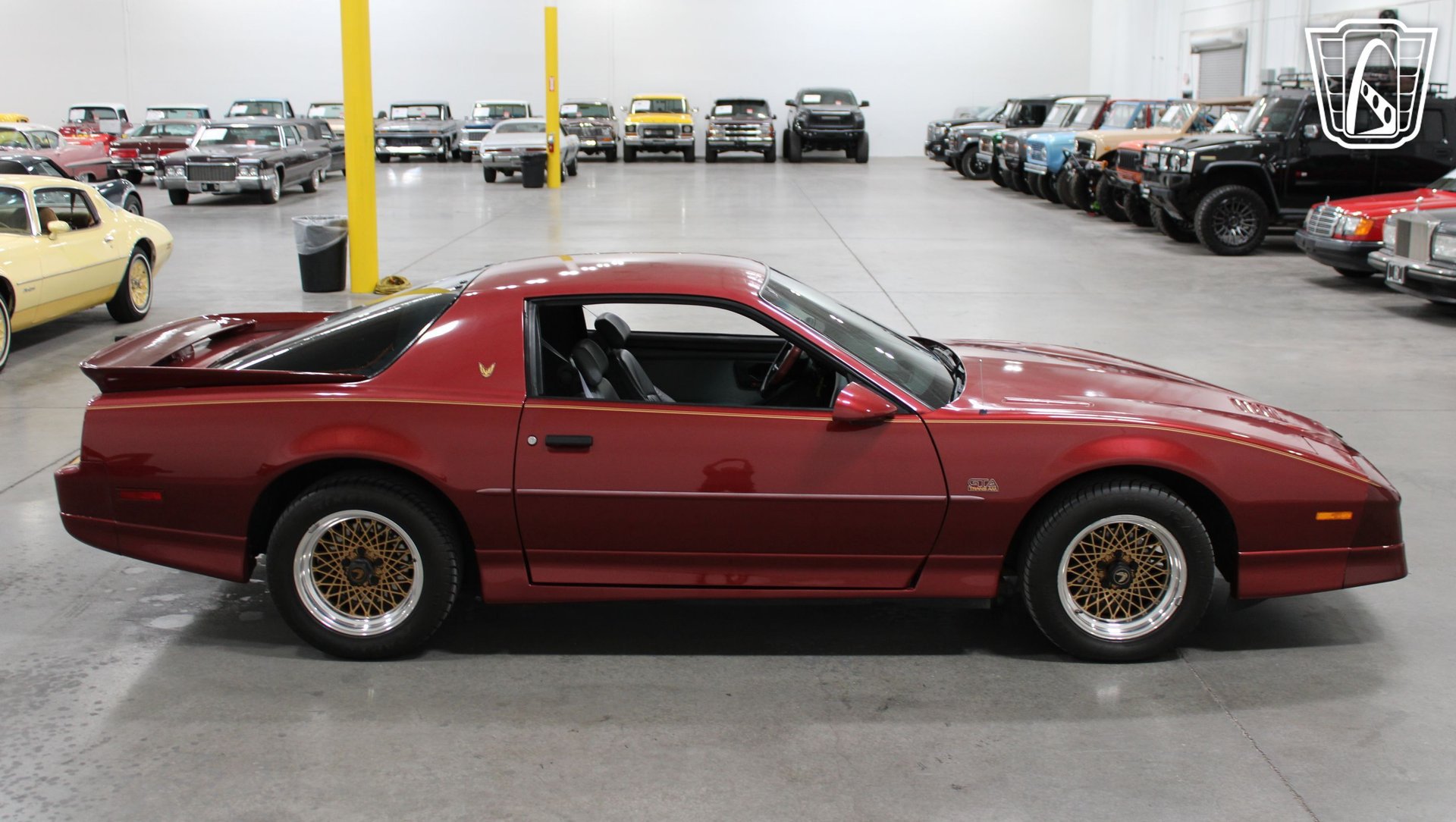 Used 1989 Pontiac Firebird Trans Am RWD image 7
