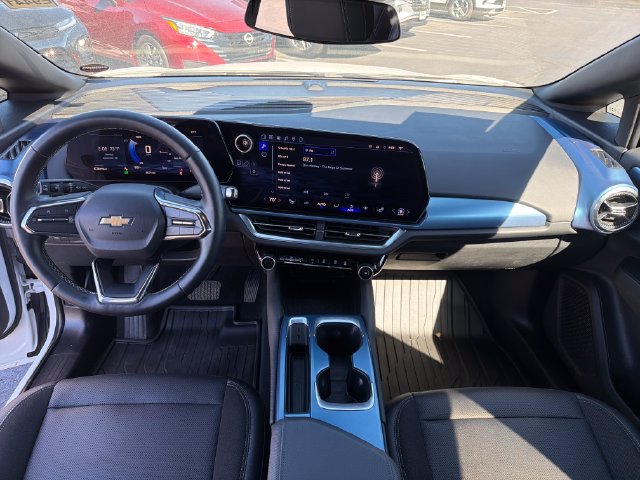 Certified 2024 Chevrolet Equinox EV LT FWD image 14