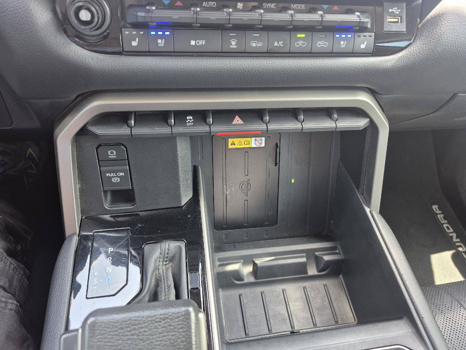 Used 2022 Toyota Tundra Limited w/ Power Package RWD image 6