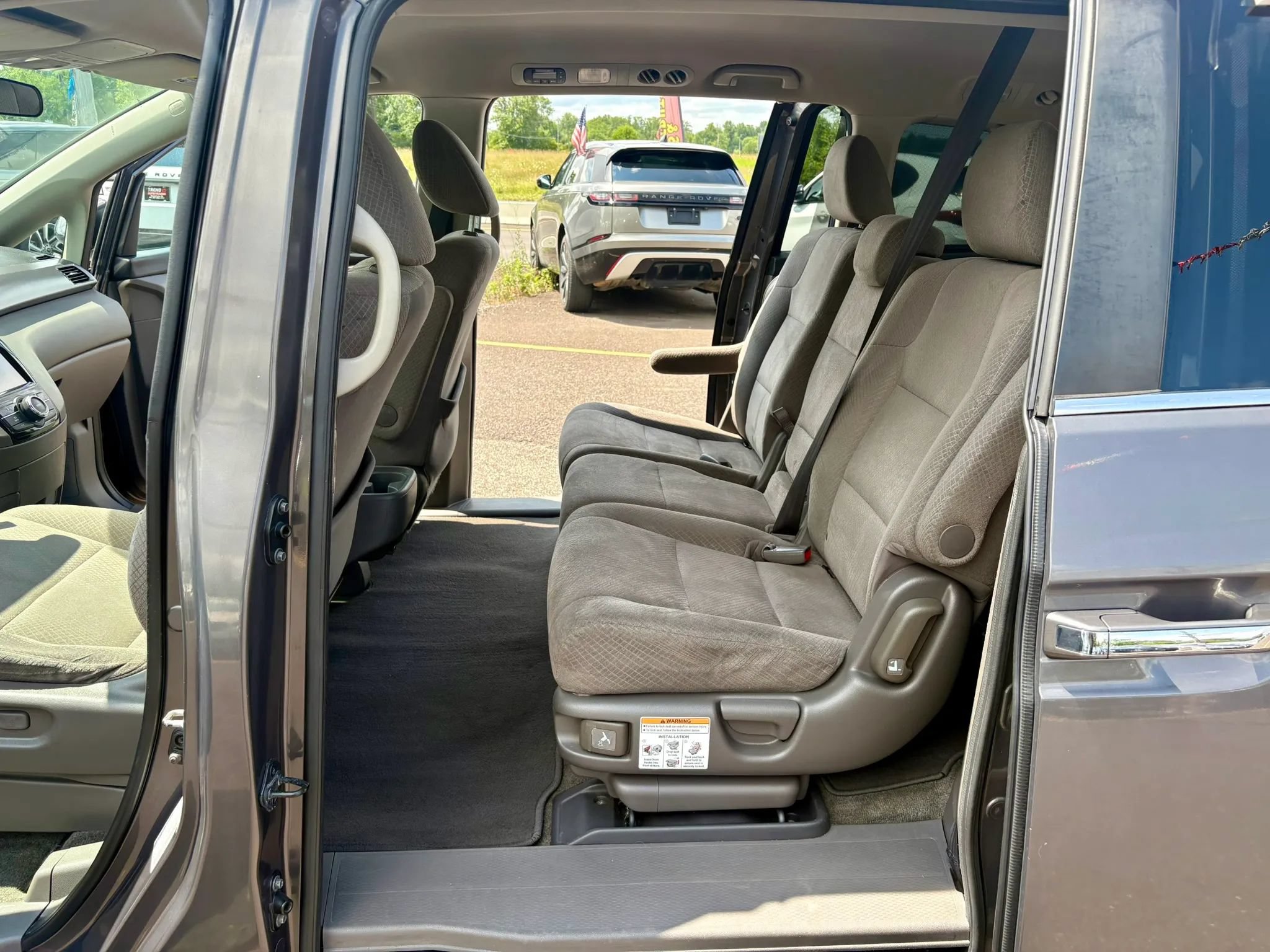 Used 2015 Honda Odyssey EX image 16