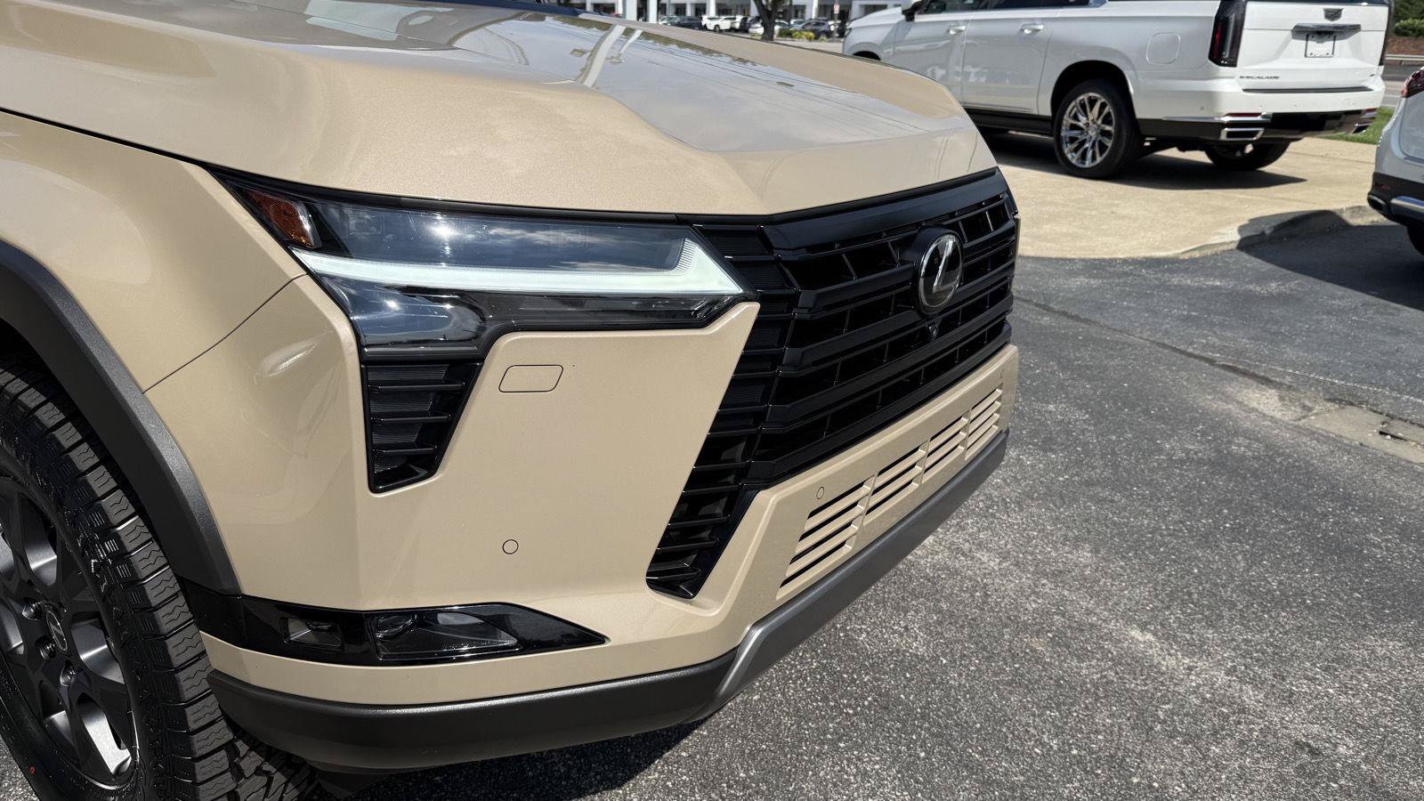 Used 2025 Lexus GX 550 AWD/4WD image 21