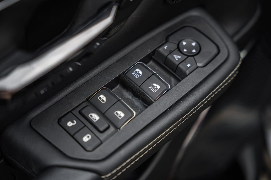 Used 2025 RAM 1500 Limited image 53