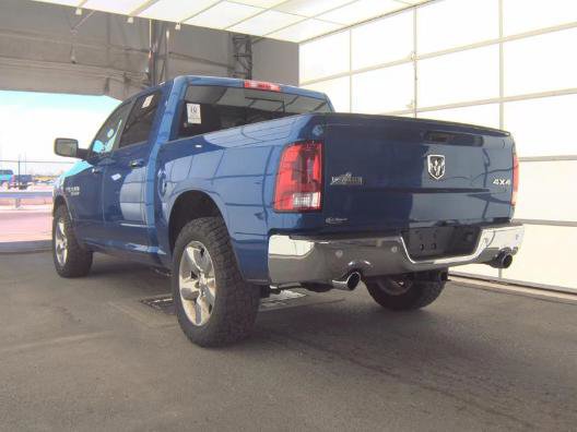 Used 2017 RAM 1500 SLT AWD/4WD image 2