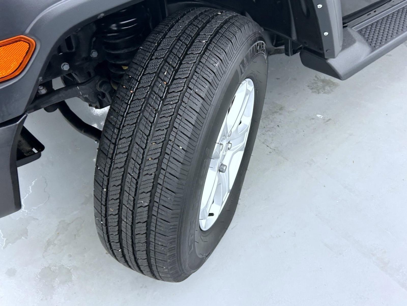 Certified 2023 Jeep Wrangler Unlimited Sport AWD/4WD image 23