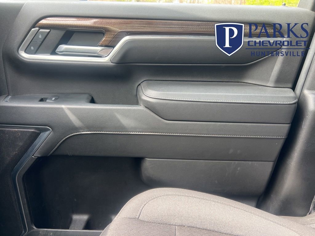 Used 2024 Chevrolet Silverado 2500 LT w/ Convenience Package image 30