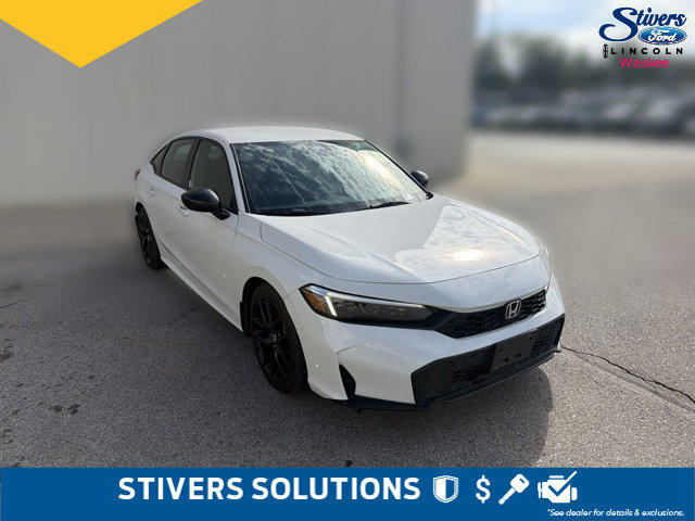 Used 2025 Honda Civic Sport image 3
