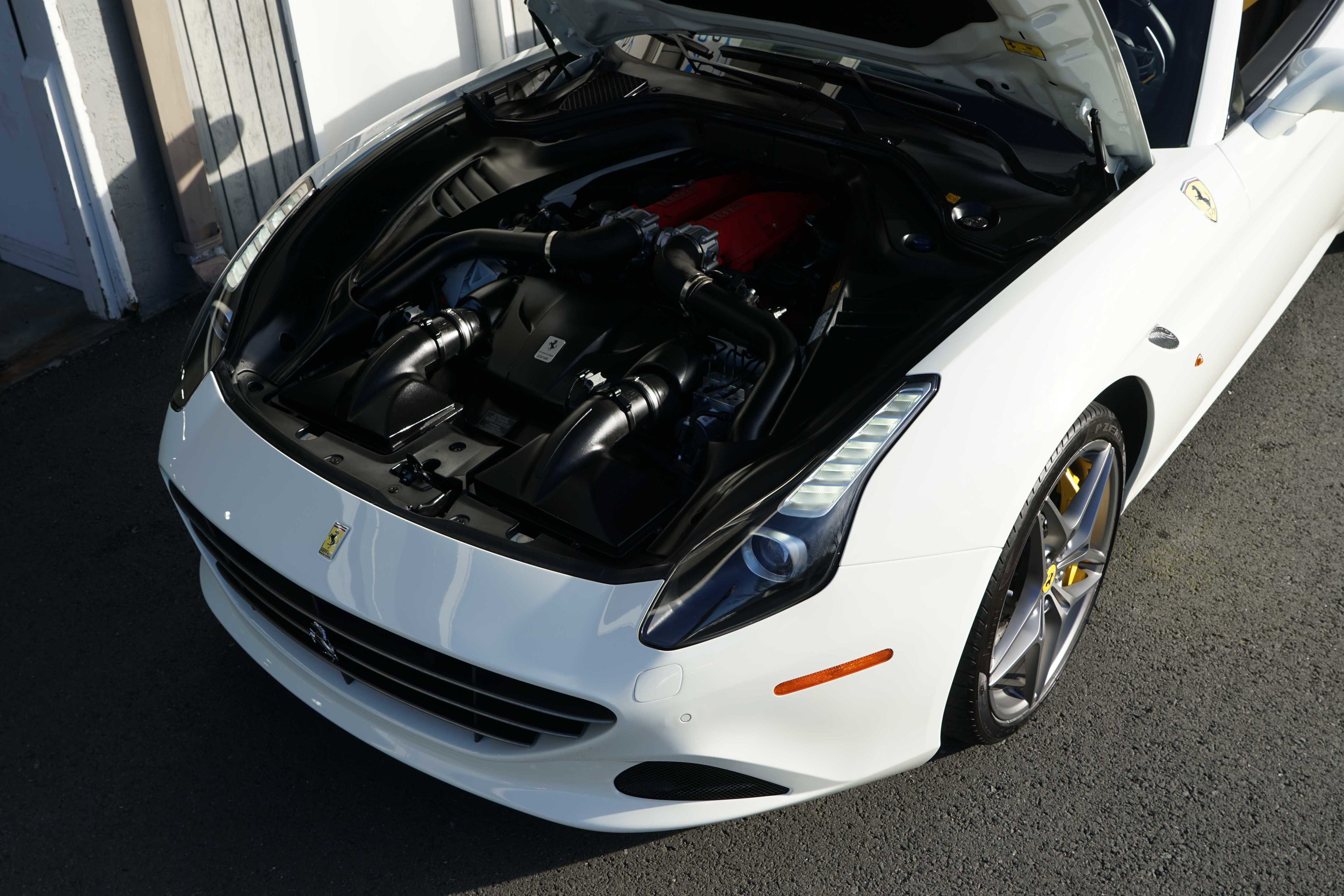 Used 2017 Ferrari California T image 30