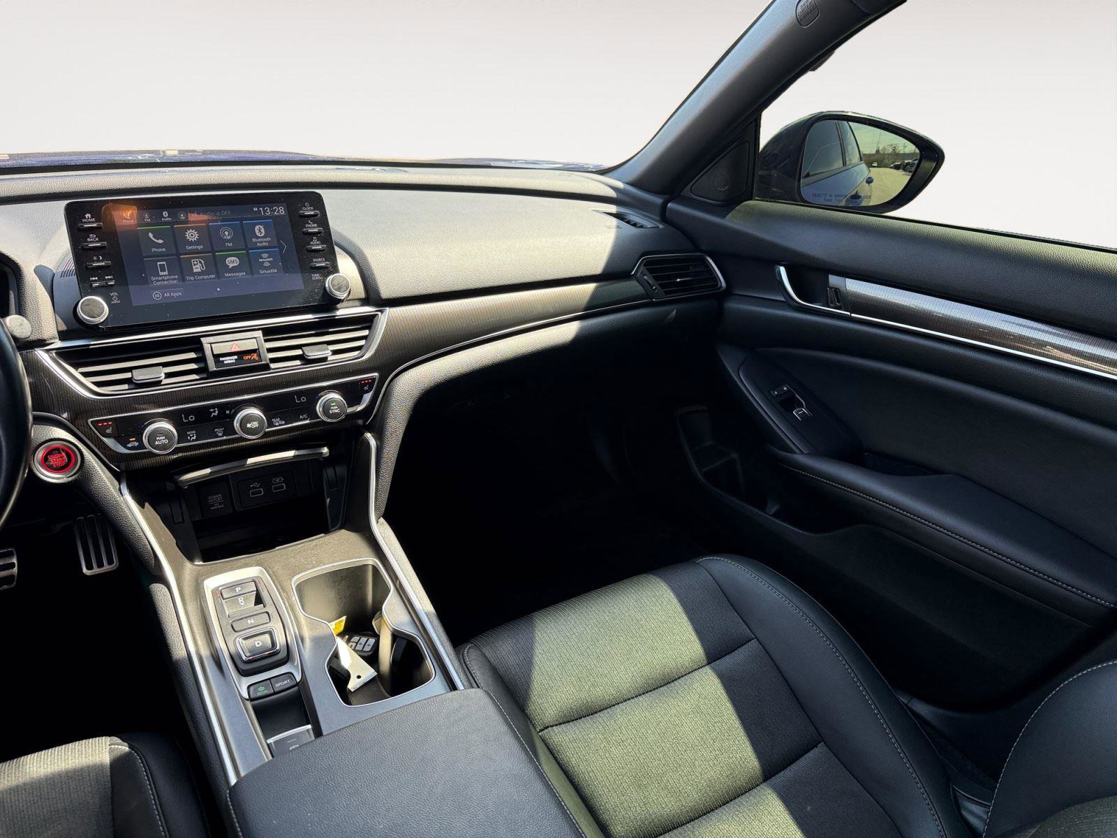 Used 2021 Honda Accord Sport image 12