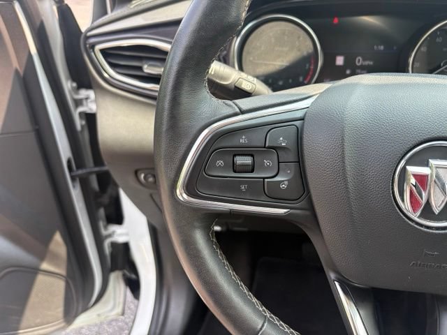 Used 2020 Buick Encore GX Essence w/ Experience Buick Package FWD image 33