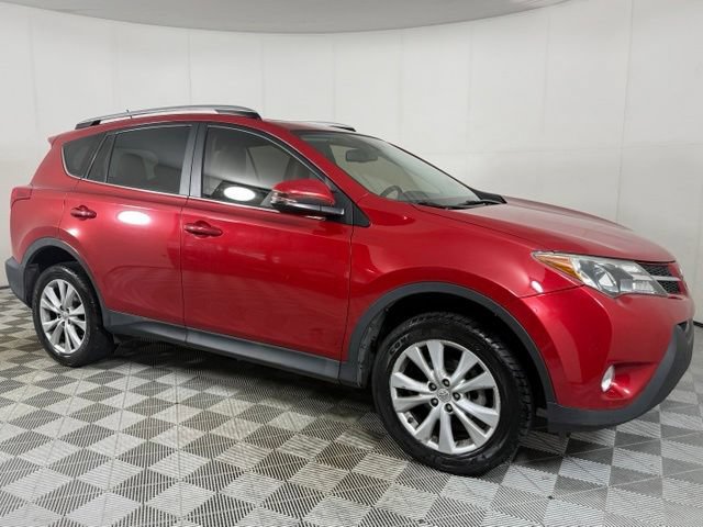 Used 2015 Toyota RAV4 Limited w/ Technology Package AWD/4WD image 10