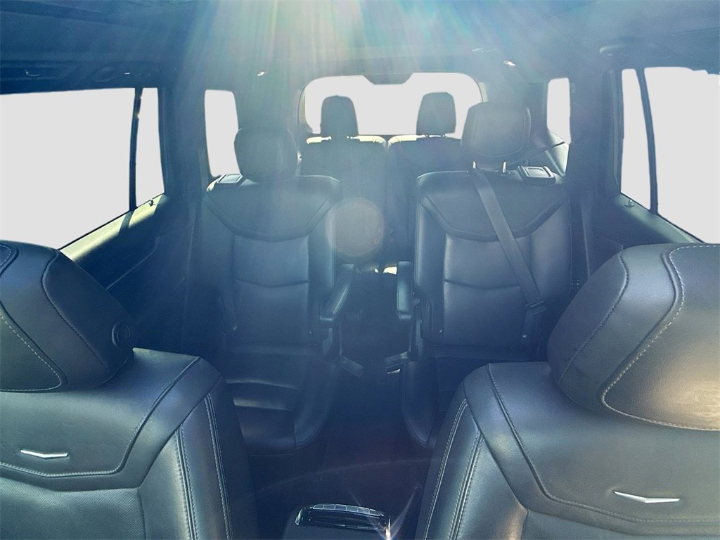 Used 2021 Cadillac XT6 Premium Luxury image 23