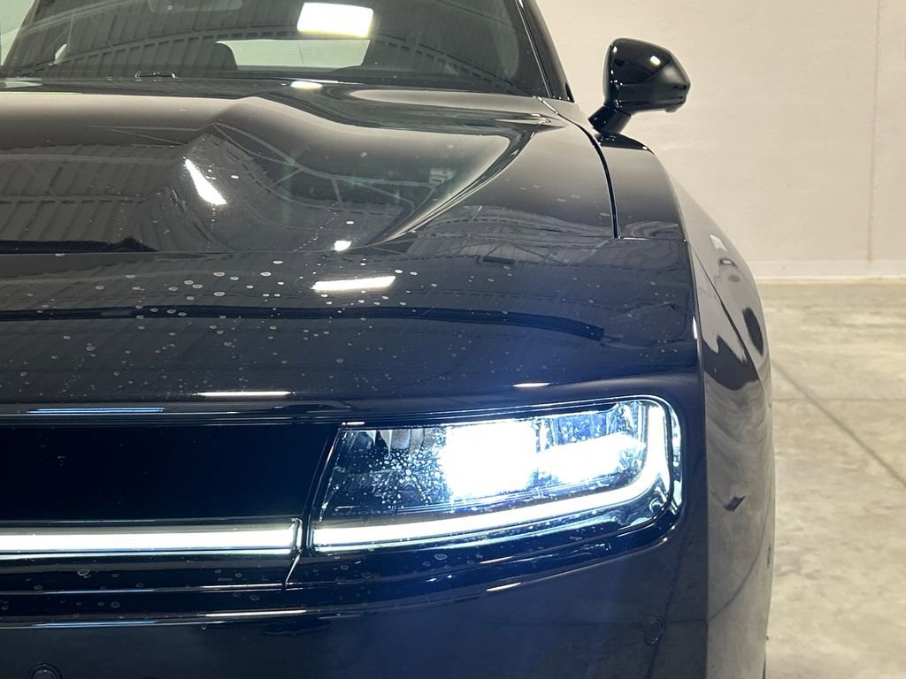 Used 2024 Dodge Charger Daytona Scat Pack w/ Plus Group AWD/4WD image 10