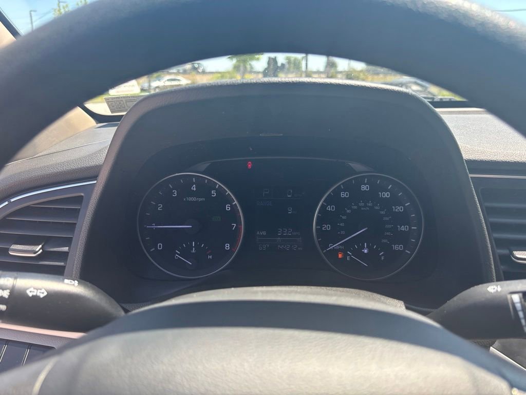 Used 2017 Hyundai Elantra SE FWD image 17
