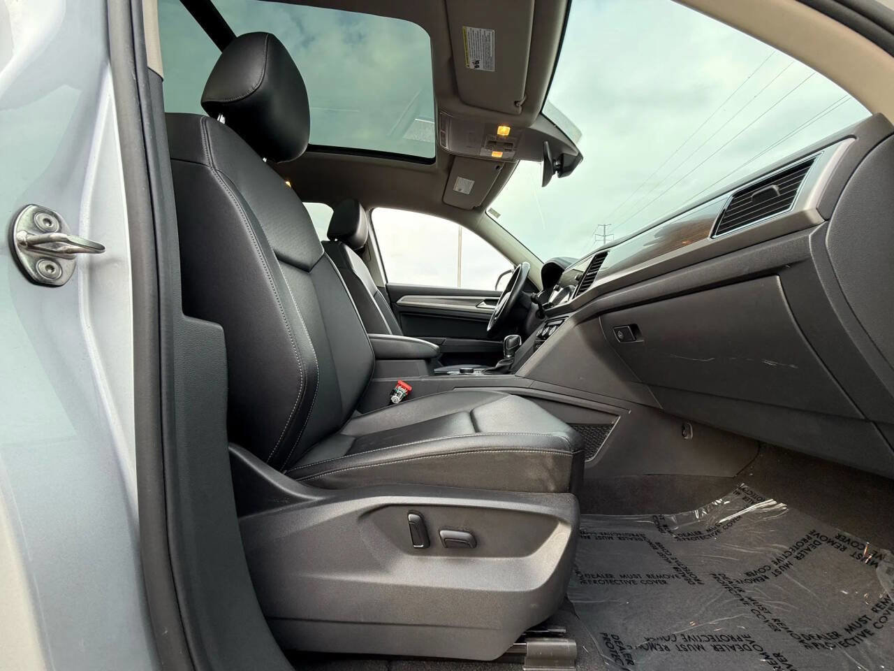 Used 2019 Volkswagen Atlas SEL image 18