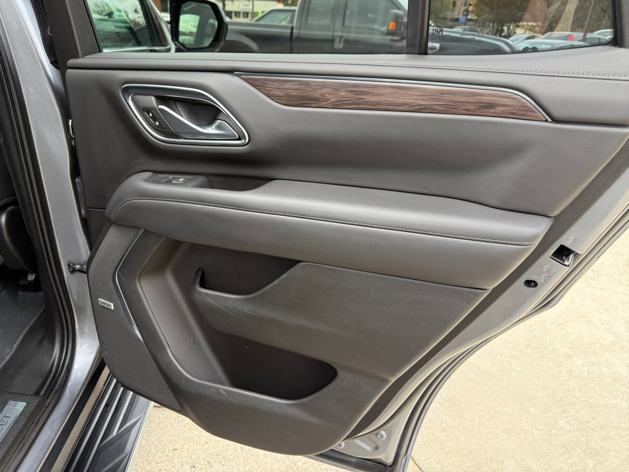 Used 2021 Chevrolet Tahoe LT image 25